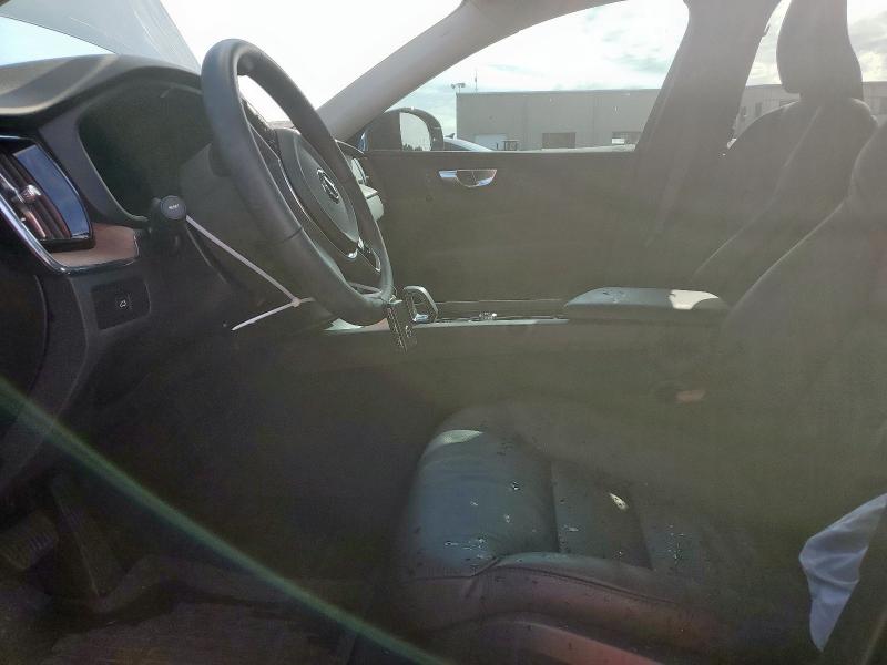 2023 VOLVO XC60 PLUS YV4L12RN5P1345515