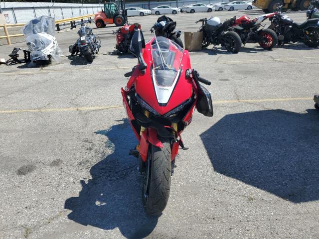 HONDA CBR1000 RR 2018 red  gas JH2SC771XJK100353 photo #3