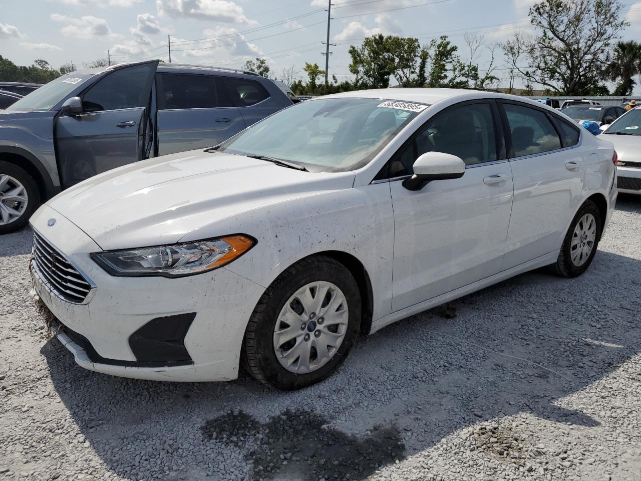FORD FUSION S