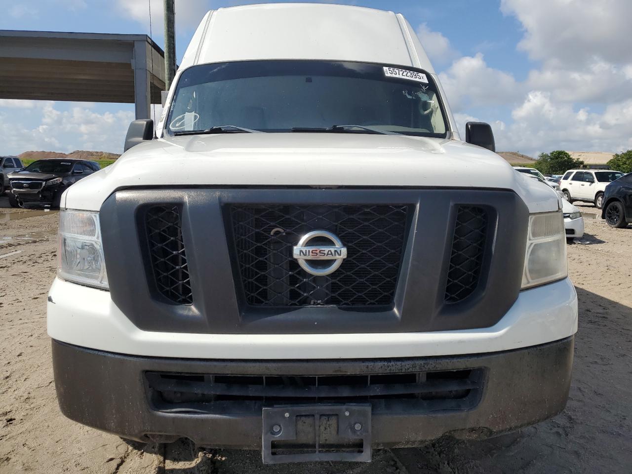 NISSAN NV2500 2500 S