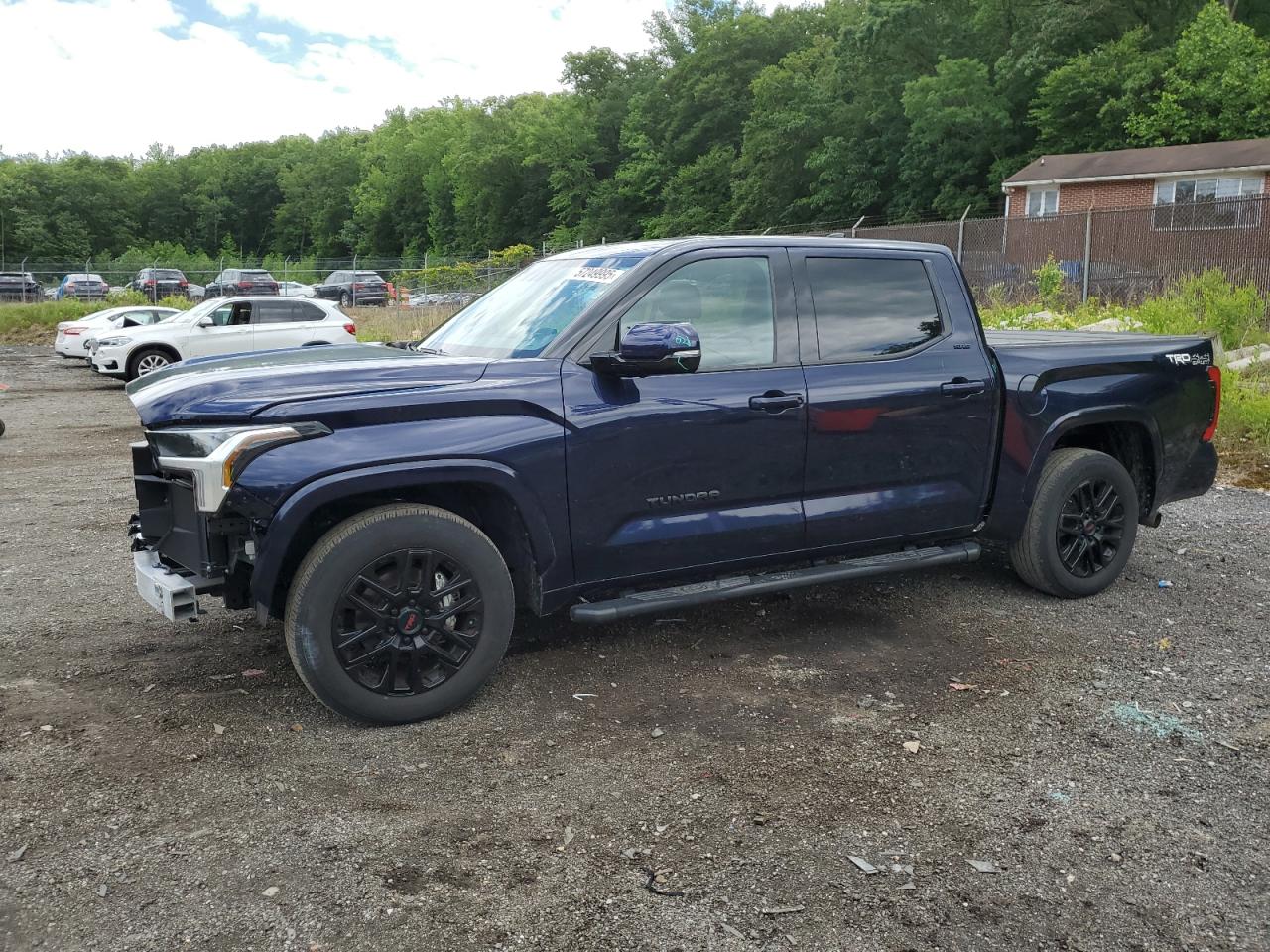 TOYOTA TUNDRA CREWMAX SR