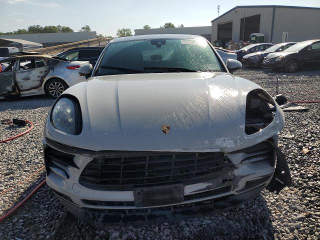 2019 PORSCHE MACAN WP1AA2A58KLB00595