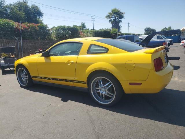 FORD MUSTANG 2006 yellow coupe gas 1ZVFT80N965219172 photo #3