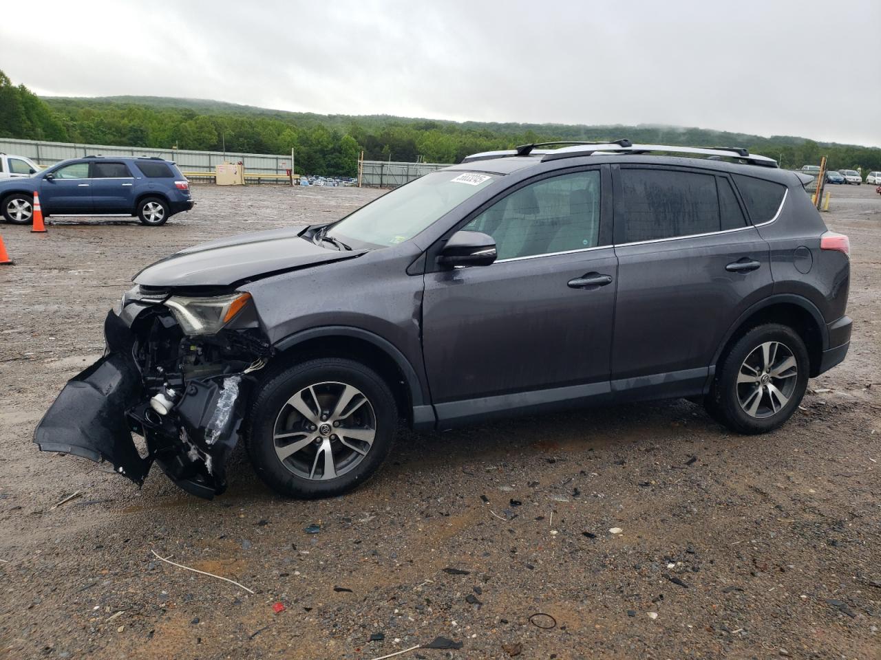 TOYOTA RAV4 XLE