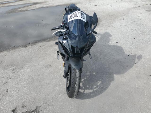 YAMAHA YZFR7 2024 black  gas JYARM38E4RA010711 photo #3