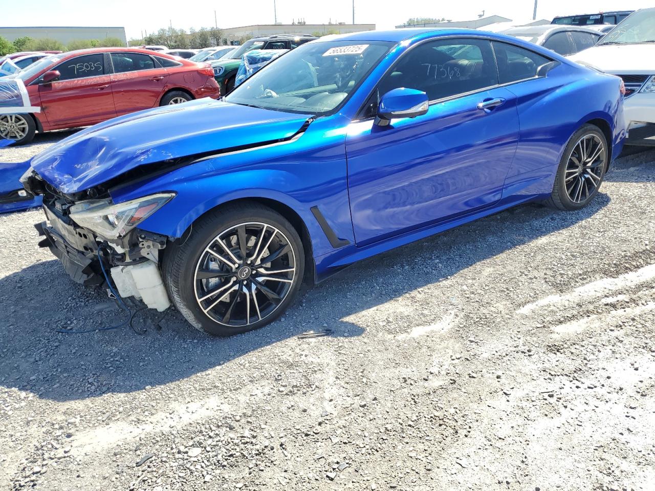 INFINITI Q60 LUXE 300