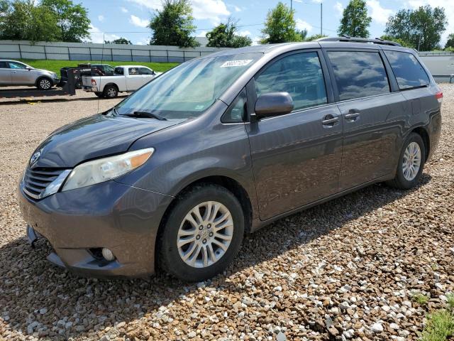TOYOTA SIENNA XLE 2011 gray  gas 5TDYK3DC9BS165113 photo #1