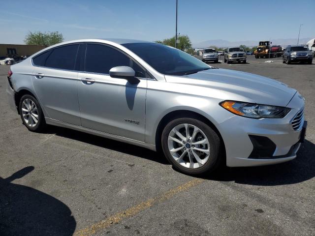 Vin: 3fa6p0lu2kr220446, lot: 57959975, ford fusion se 20194