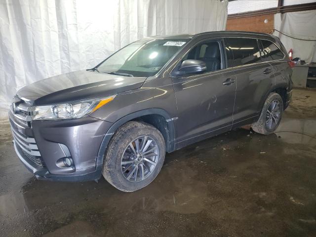 TOYOTA HIGHLANDER