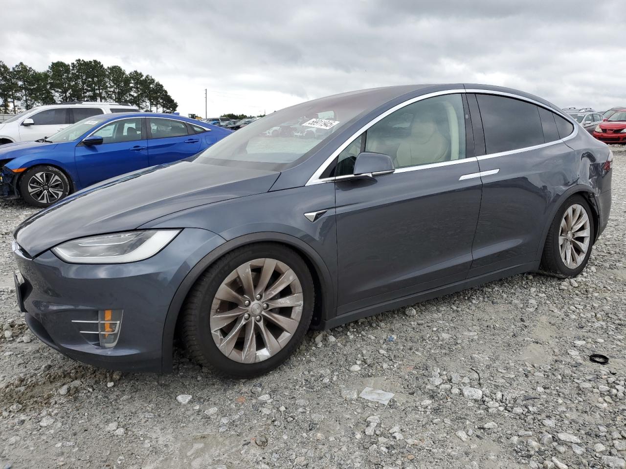 TESLA MODEL X