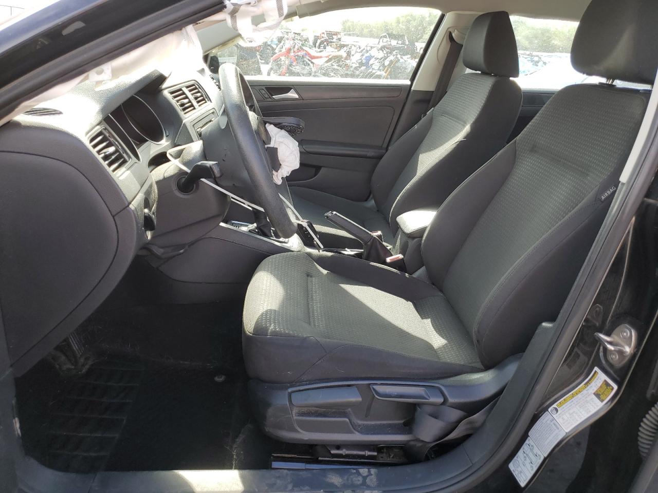 Volkswagen Jetta base 2015