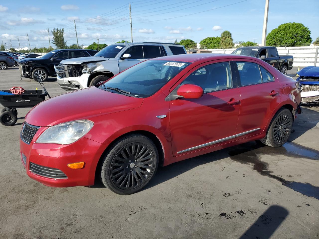 SUZUKI KIZASHI SE