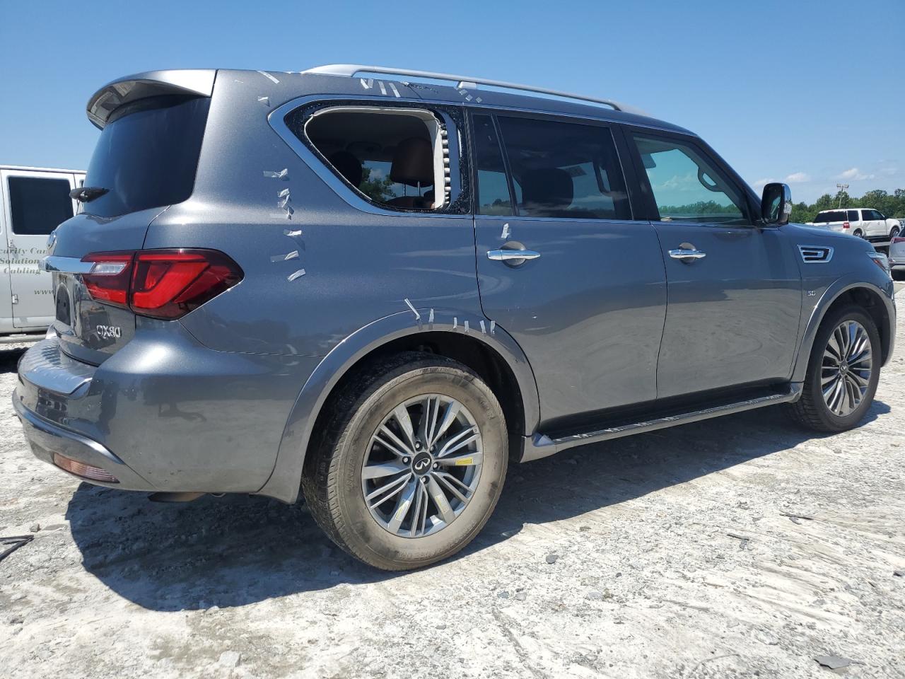 INFINITI QX80 BASE