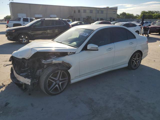 Vin: wddgf8bb2af485305, lot: 56286795, mercedes-benz c-class 300 4matic 2010 img_1