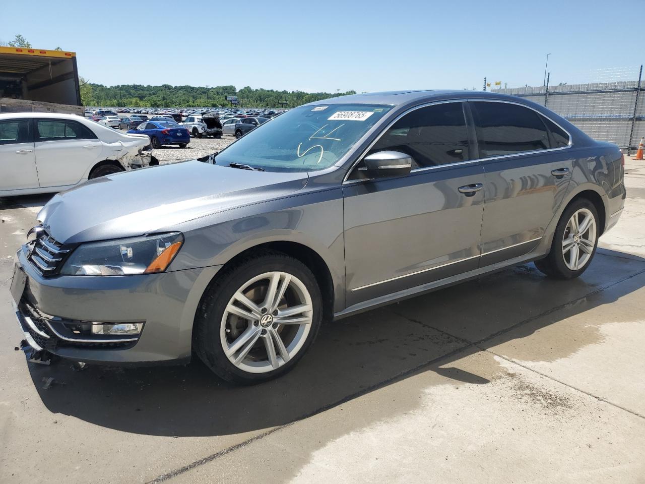 VOLKSWAGEN PASSAT SE
