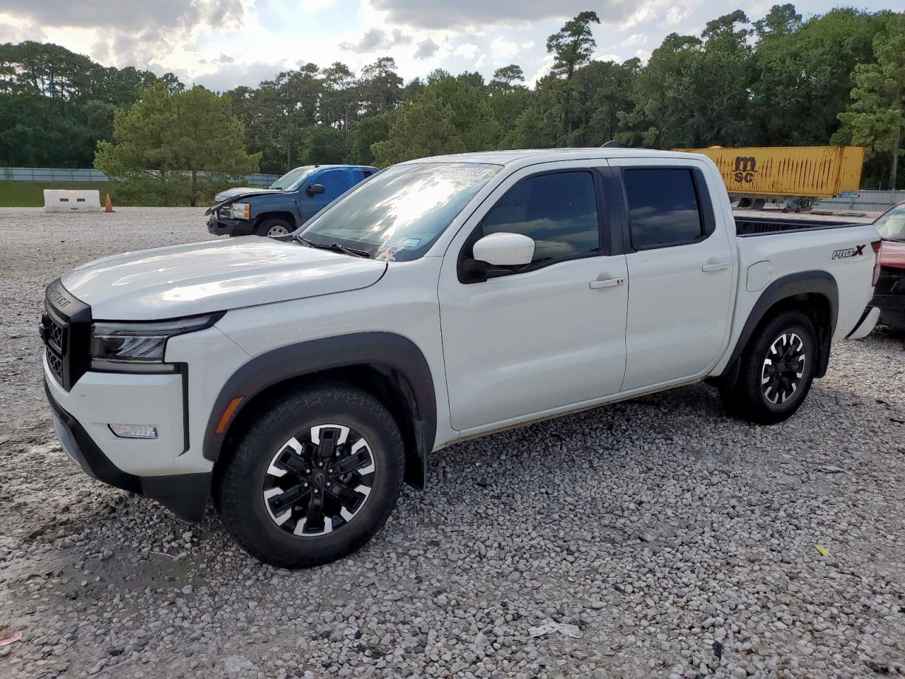 NISSAN FRONTIER S