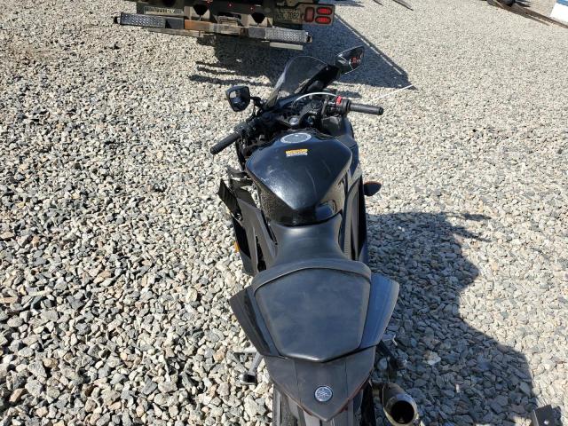 2021 YAMAHA YZFR3 A MH3RH18Y8MK008293