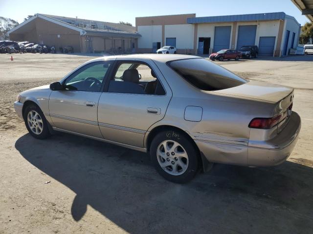 TOYOTA CAMRY LE 1998 gold  gas JT2BF28K3W0109496 photo #3