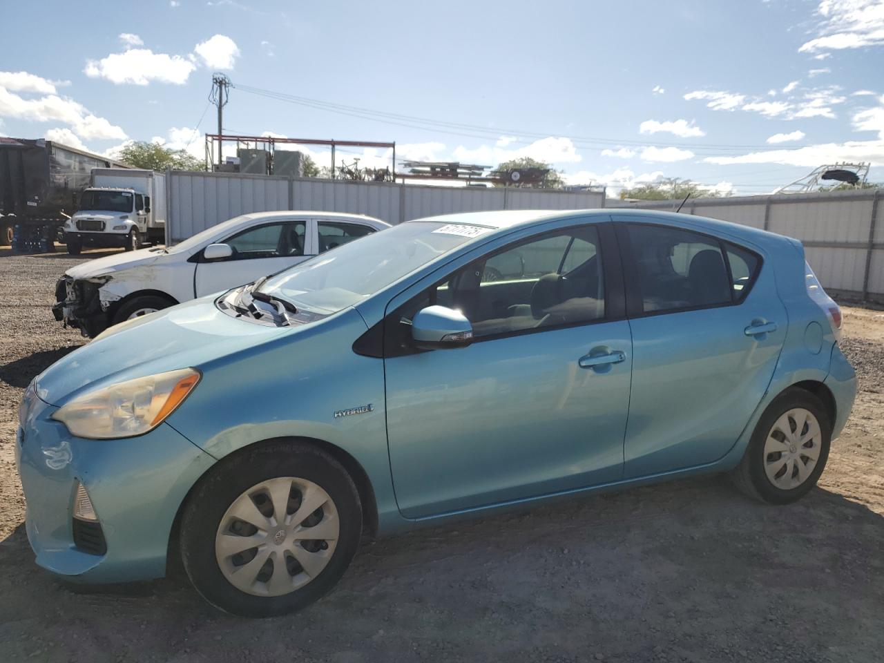 TOYOTA PRIUS C