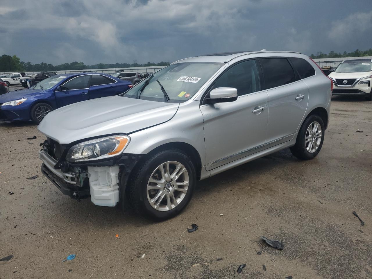 VOLVO XC60 T5 PLATINUM
