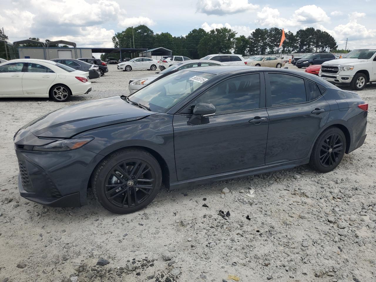 TOYOTA CAMRY XSE