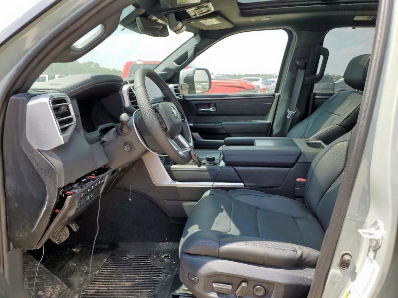 2025 TOYOTA SEQUOIA SR 7SVAAABAXSX054239