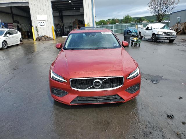 2021 VOLVO S60 T5 MOM 7JR102FK1MG095692