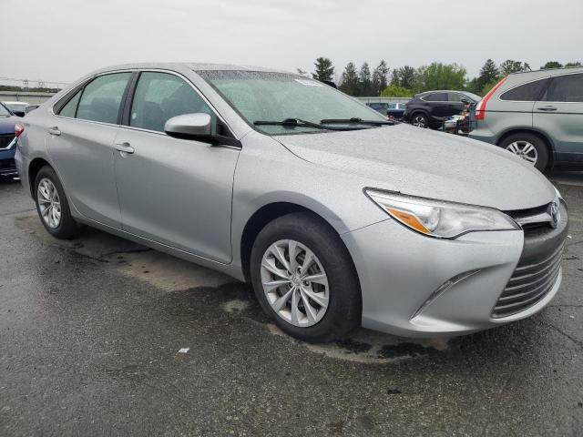 Vin: 4t1bf1fkxhu769790, lot: 58735435, toyota camry le 20174