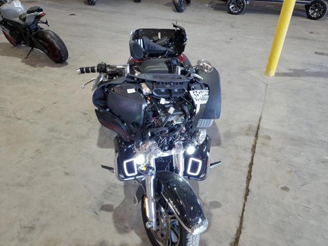 2022 HARLEY-DAVIDSON FLHTCUTG 1HD1MAF14NB857351