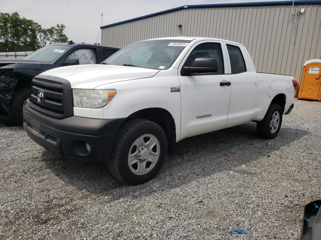 TOYOTA TUNDRA DOUBLE CAB SR5