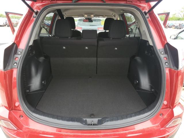 2017 TOYOTA RAV4 LE - JTMBFREV4HJ151915