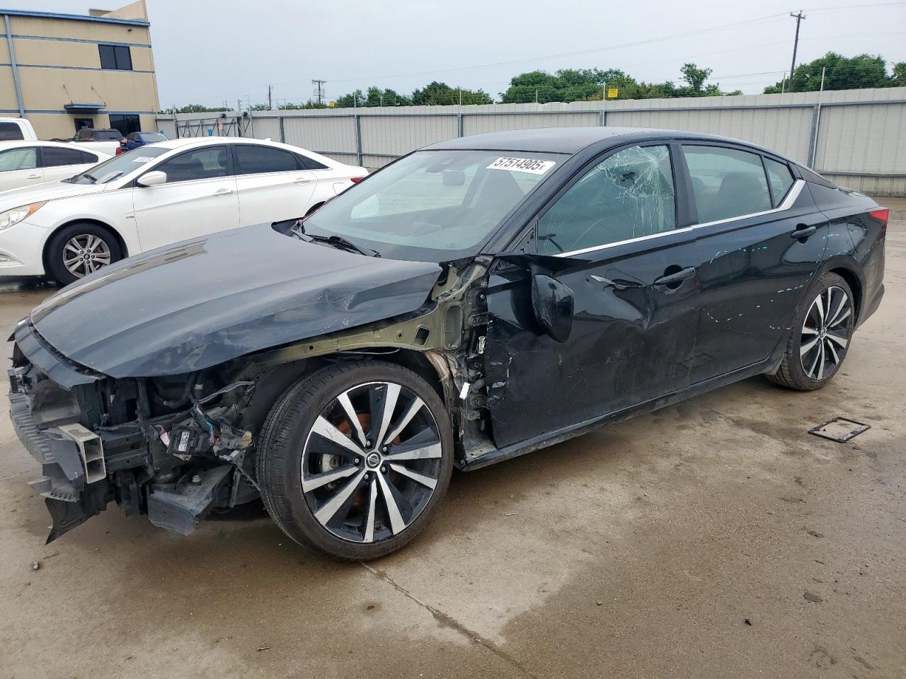 NISSAN ALTIMA SR