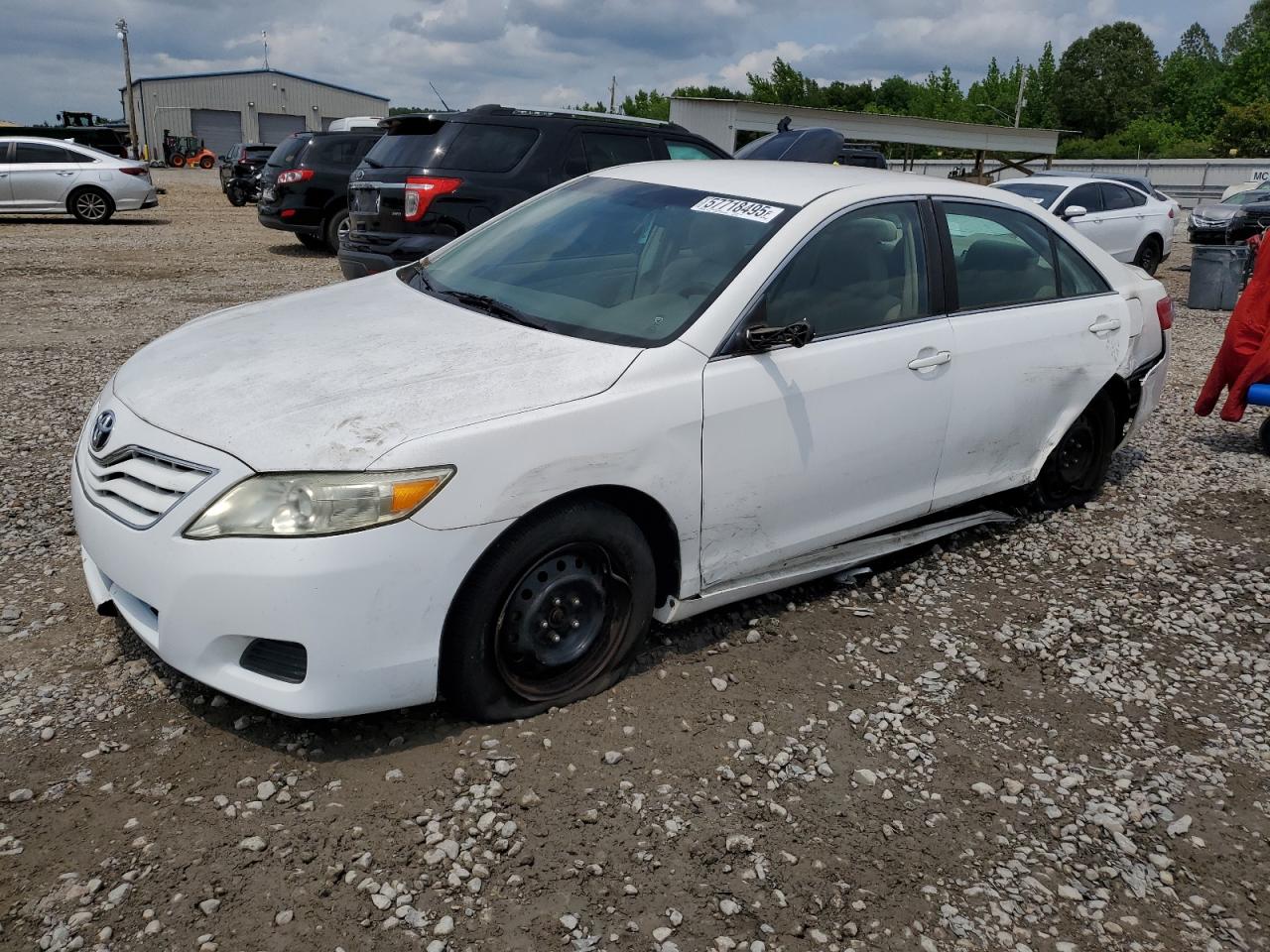 TOYOTA CAMRY BASE