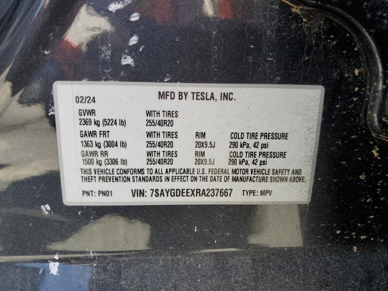 TESLA MODEL Y