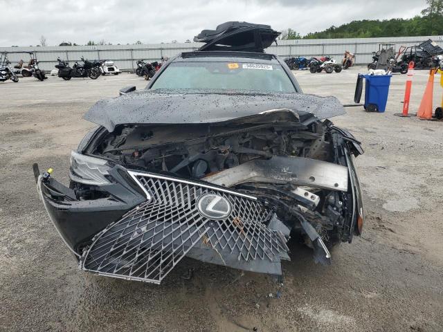 2018 LEXUS LS 500 JTHC5LFF2J5001147