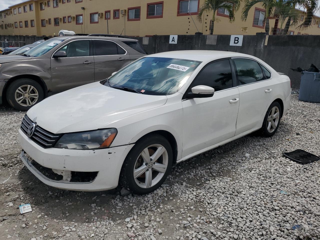 VOLKSWAGEN PASSAT SE