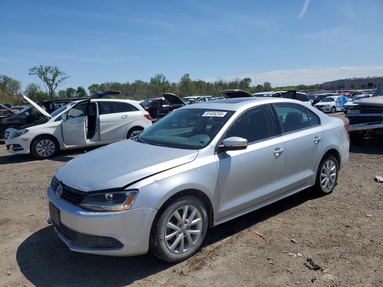 VOLKSWAGEN JETTA SE