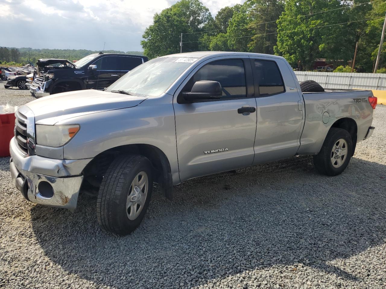 TOYOTA TUNDRA DOUBLE CAB SR5