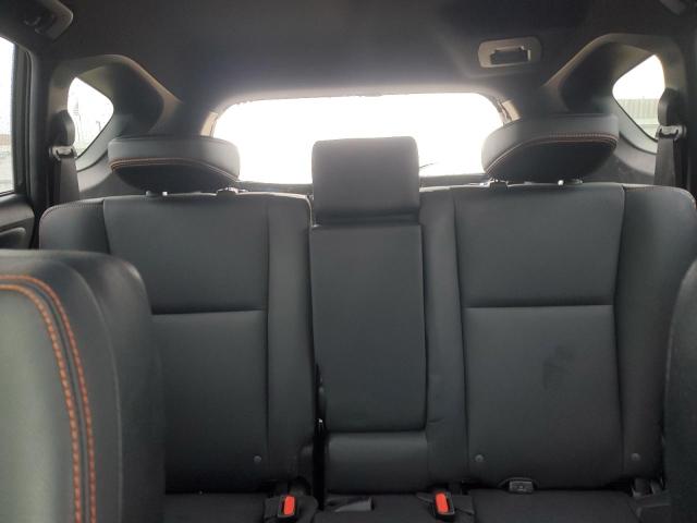 2017 TOYOTA RAV4 SE - JTMJFREV9HJ152439