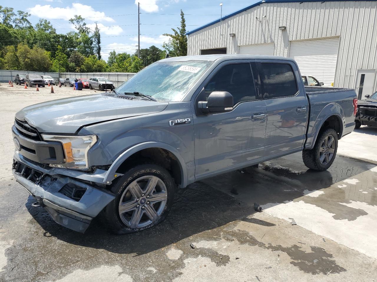 FORD F-150 SUPERCREW