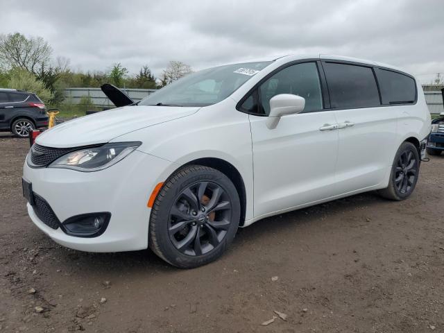Vin: 2c4rc1fg2kr522288, lot: 55617515, chrysler pacifica touring plus 2019 img_1