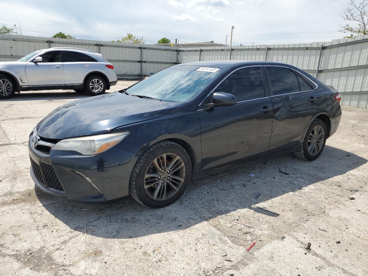 TOYOTA CAMRY LE