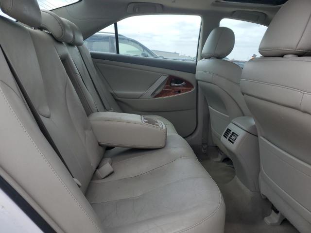 2011 TOYOTA CAMRY HYBR - 4T1BB3EK4BU139294