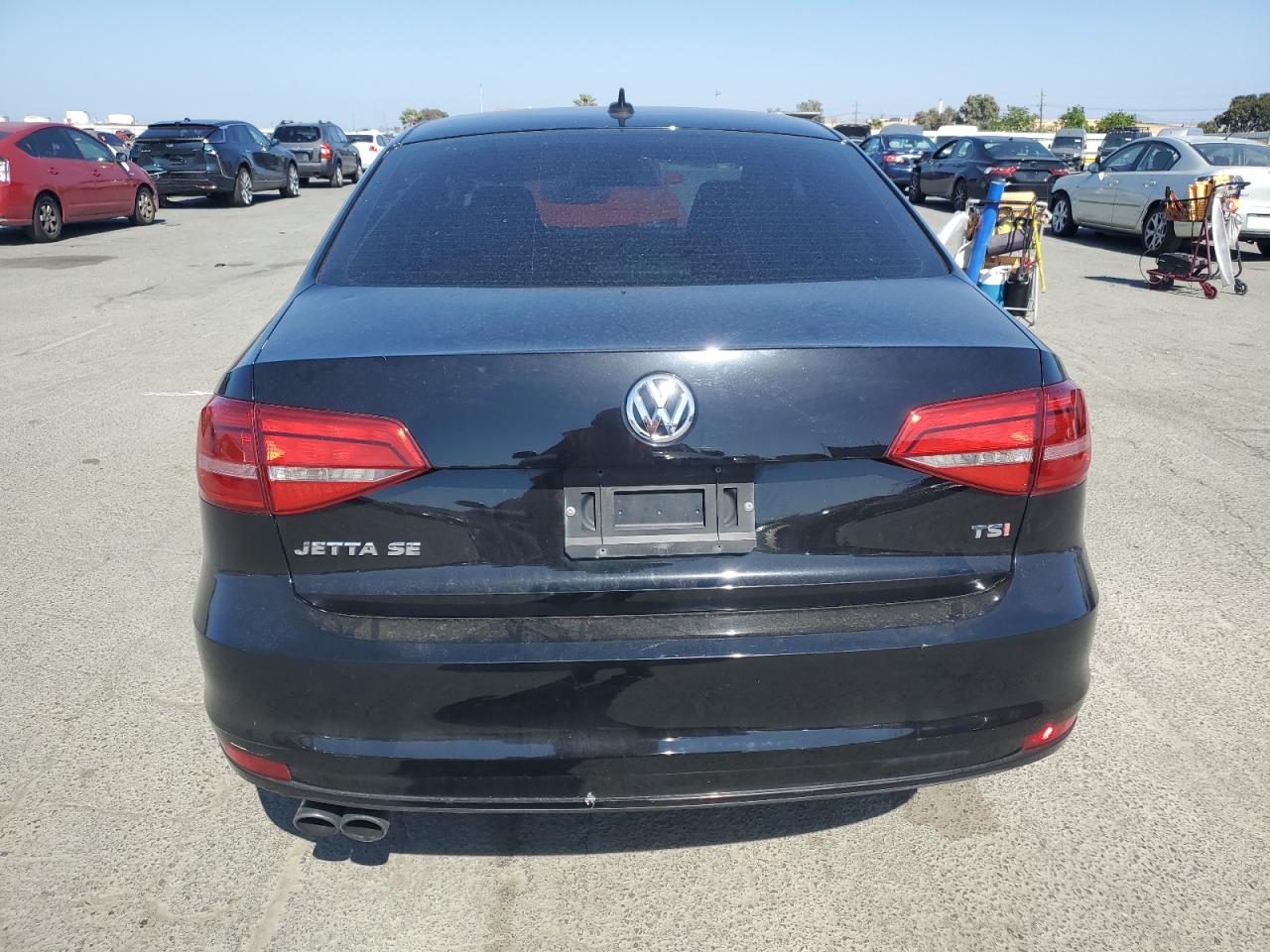 VOLKSWAGEN JETTA SE