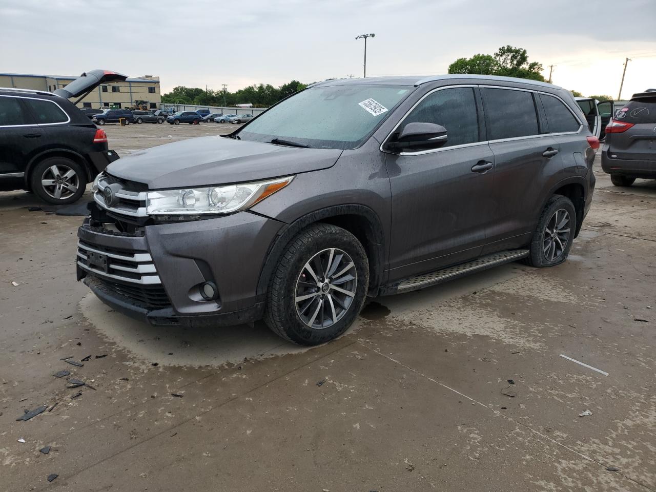 TOYOTA HIGHLANDER SE