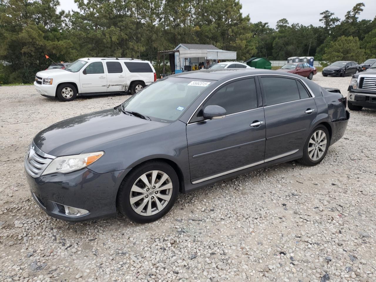 TOYOTA AVALON BASE