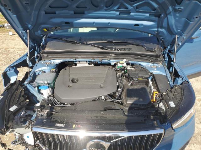 2025 VOLVO XC40 PLUS YV4L12UE8S2546934
