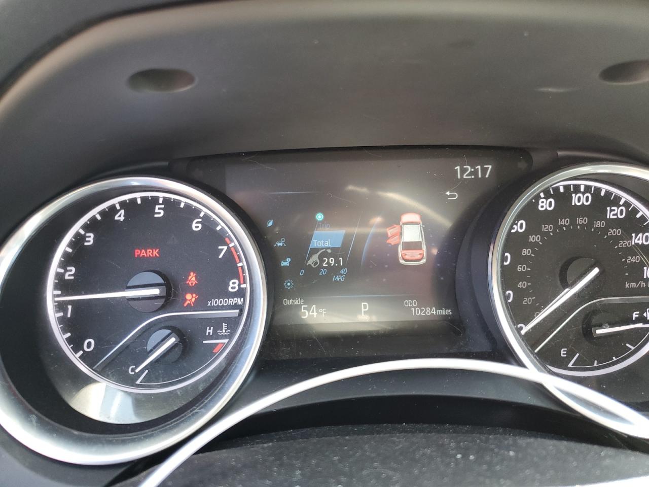 Toyota Camry le 2020