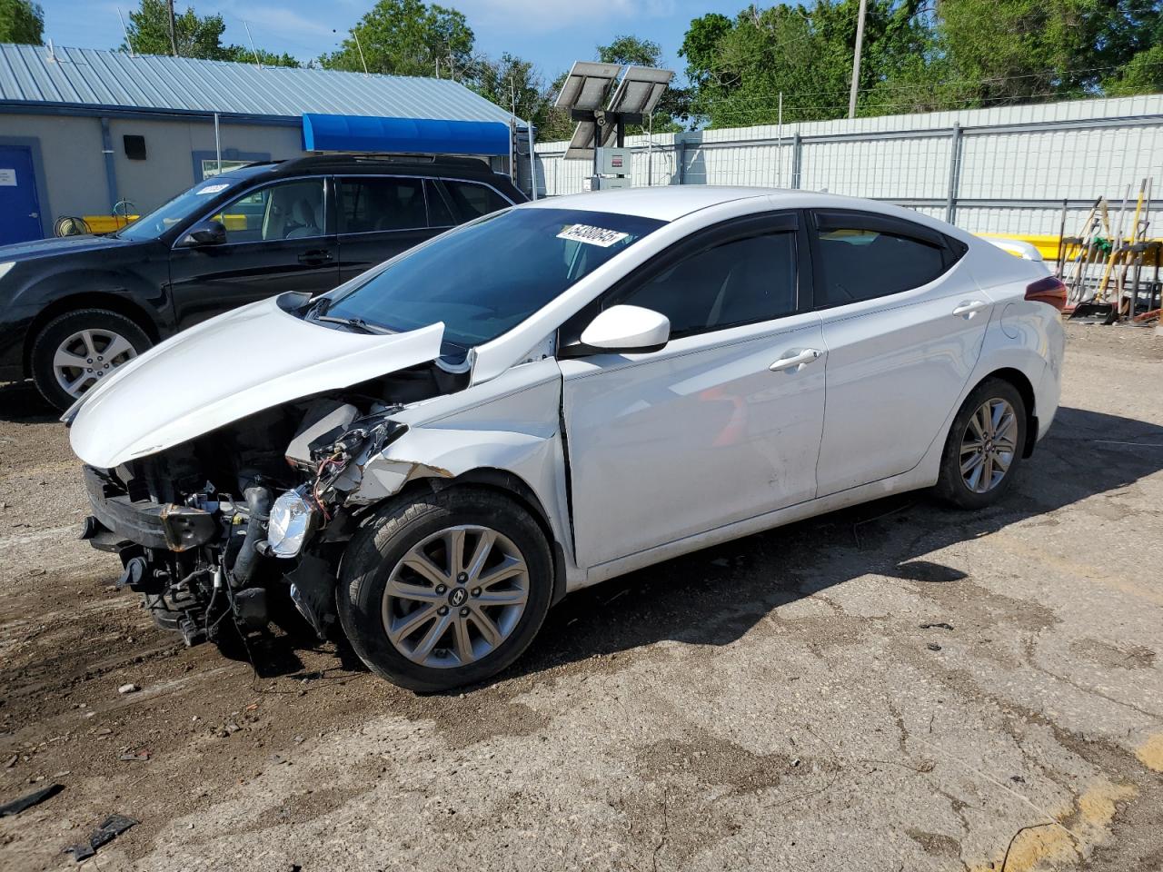  Salvage Hyundai ELANTRA