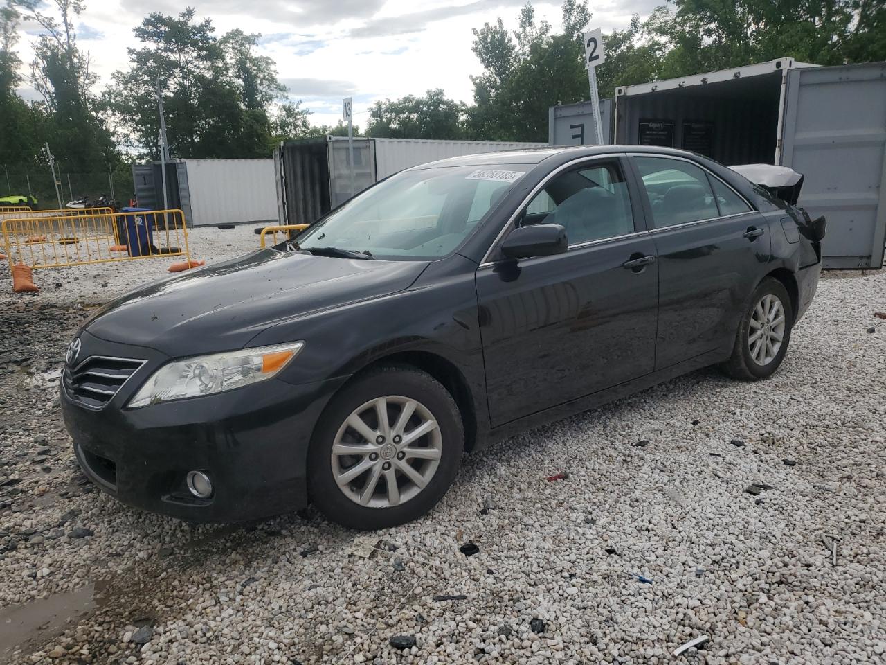 TOYOTA CAMRY BASE